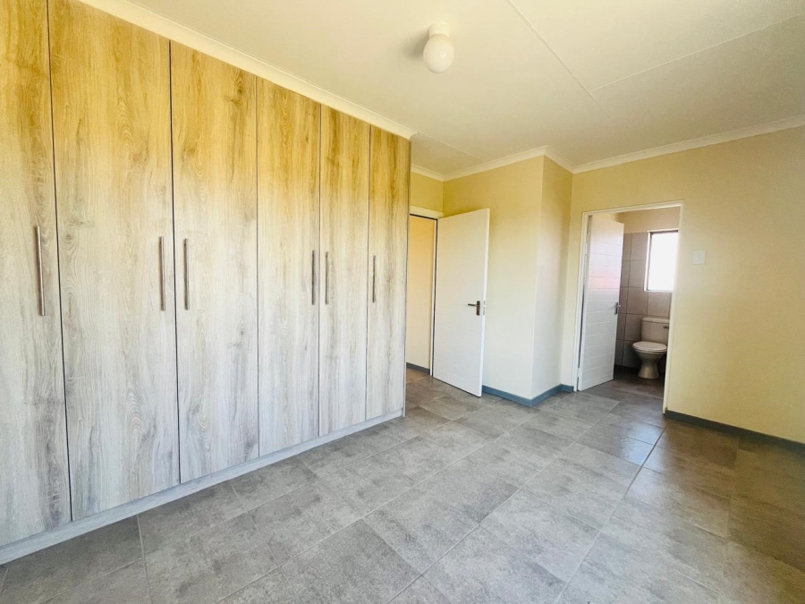 3 Bedroom Property for Sale in Heidedal Free State